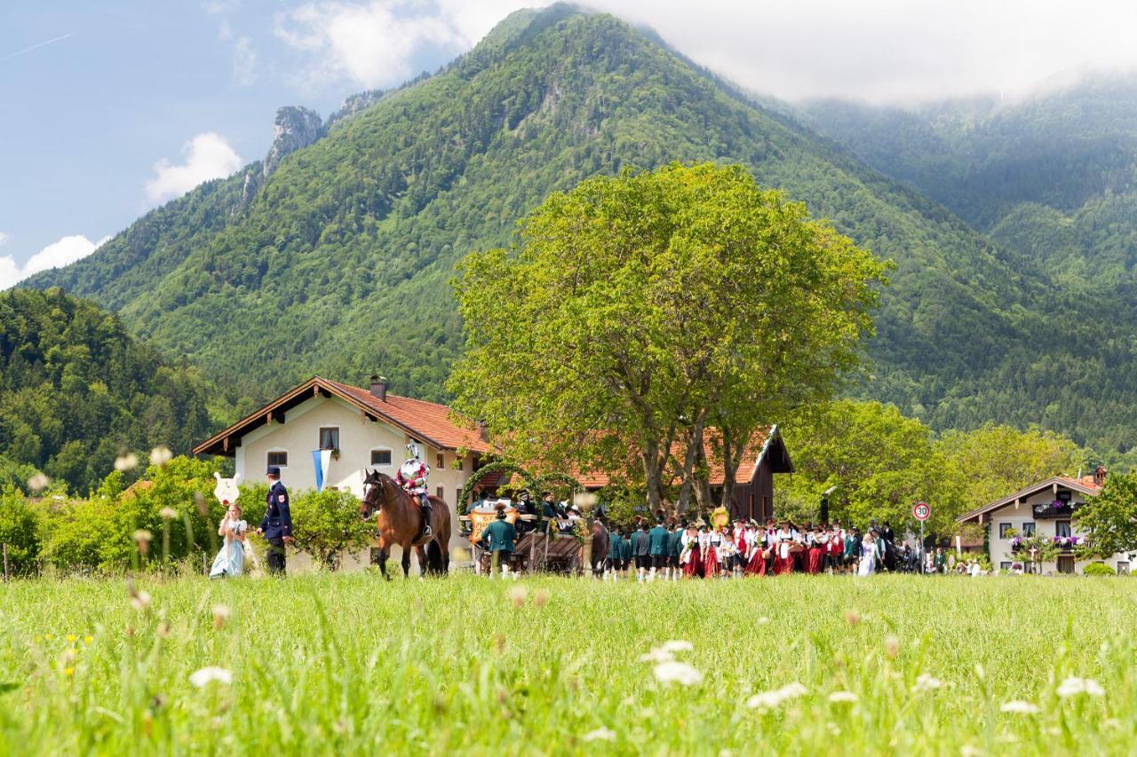 Gaestehaus Weissenbacher-Ferienwohnungen Marquartstein Esterno foto