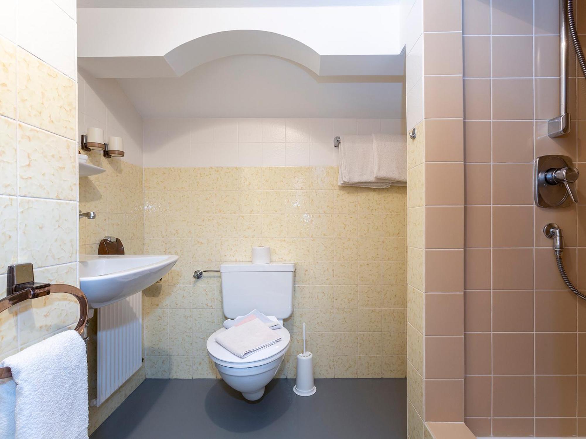 Gaestehaus Weissenbacher-Ferienwohnungen Marquartstein Esterno foto