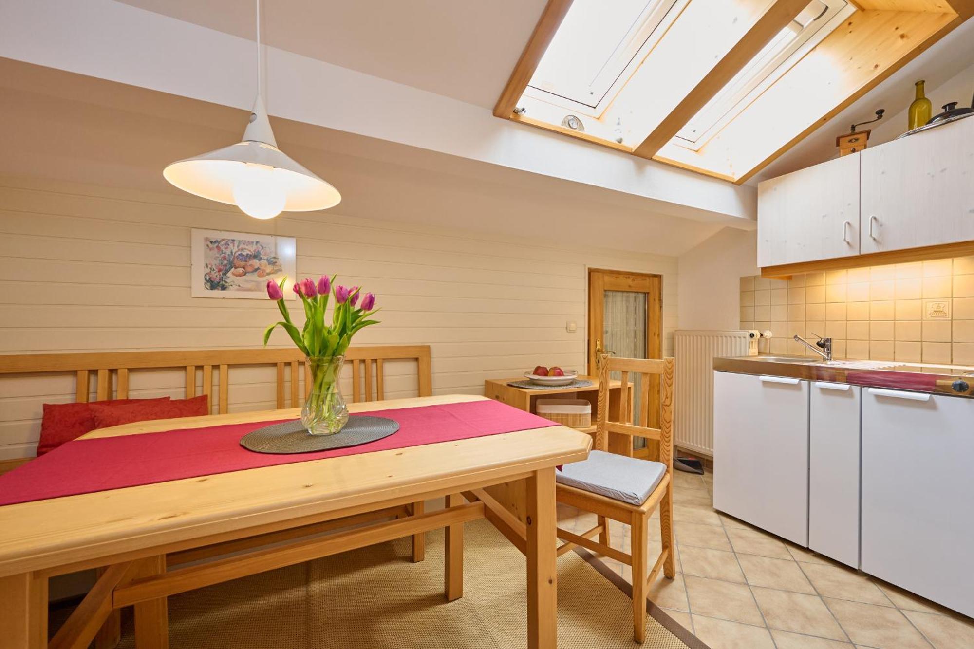 Gaestehaus Weissenbacher-Ferienwohnungen Marquartstein Esterno foto