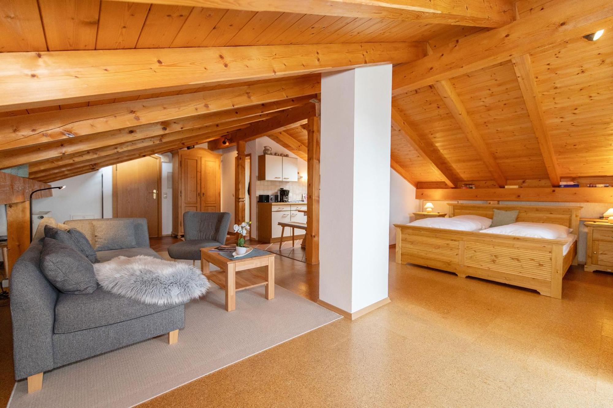 Gaestehaus Weissenbacher-Ferienwohnungen Marquartstein Esterno foto