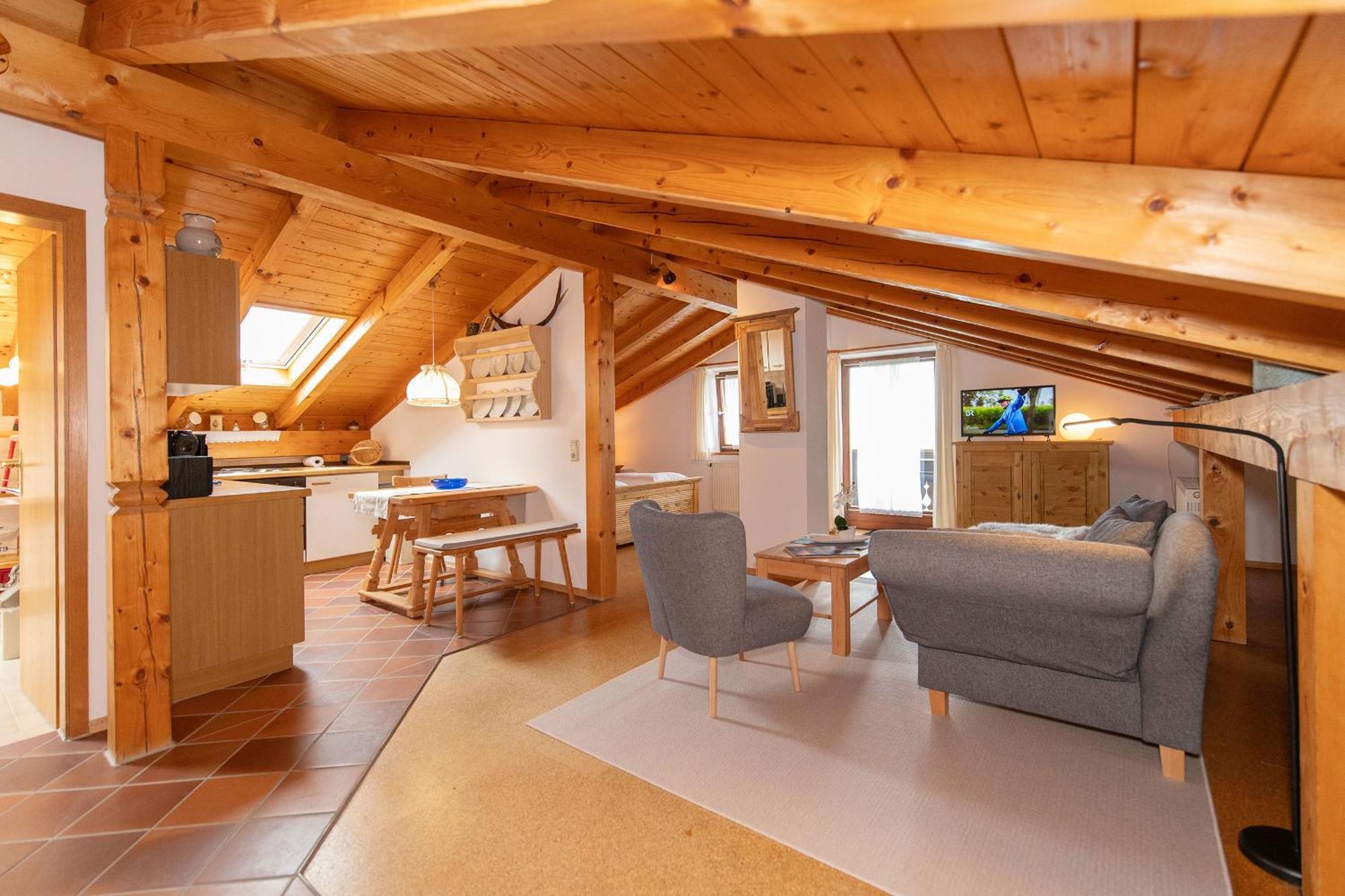 Gaestehaus Weissenbacher-Ferienwohnungen Marquartstein Esterno foto